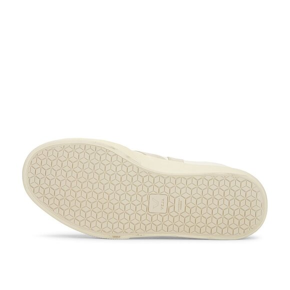 Like new Veja Campo Sneaker in Extra White & Natural Suede LEATHER SHOE SKATER - Picture 12 of 12